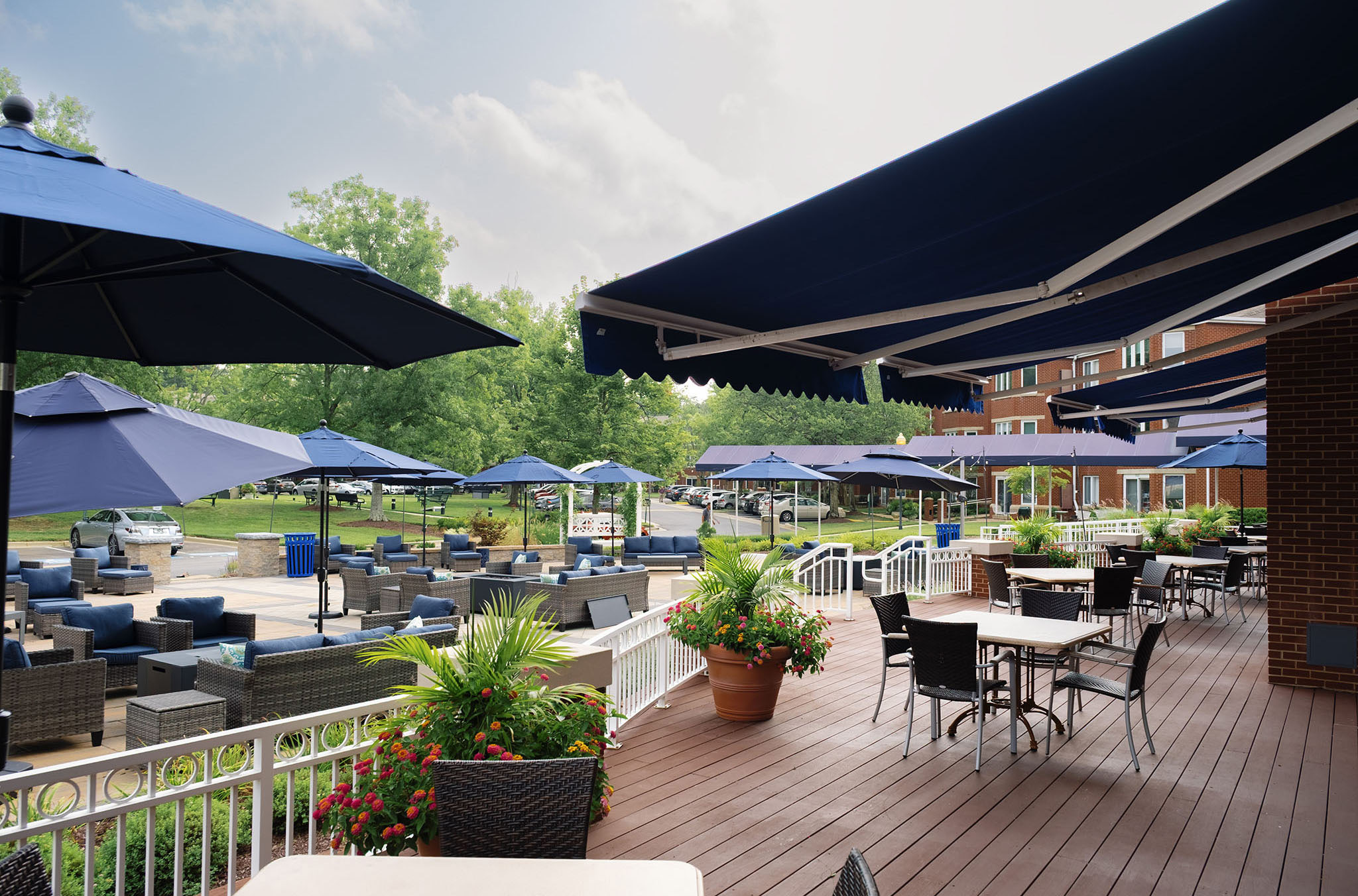 Ginger Cove outdoor patio tables